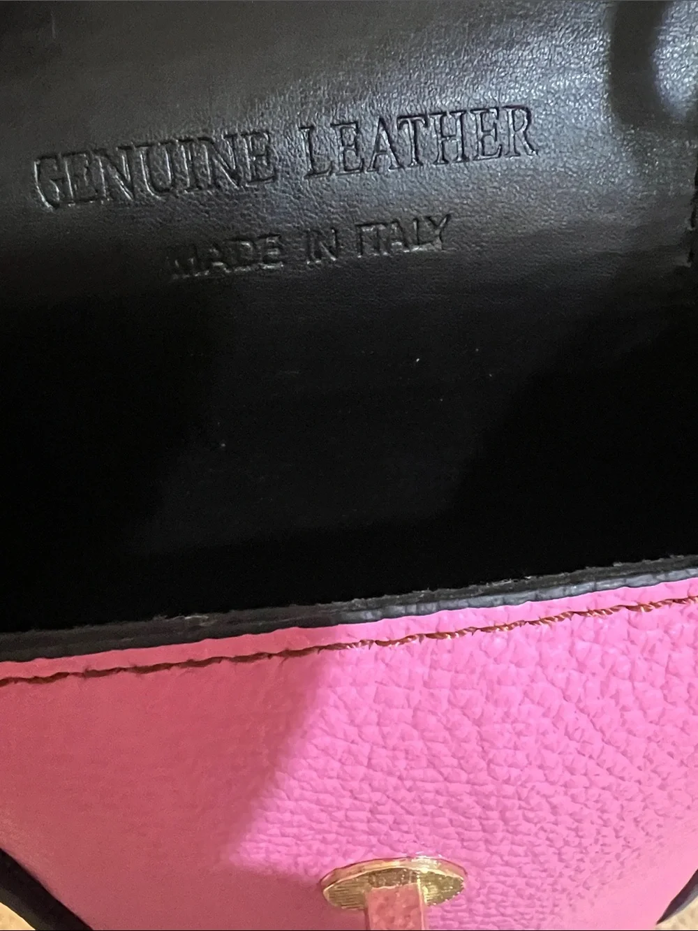 Cassette - the Bee Bag -Mini Crossbody Bag - Picture 8 of 14